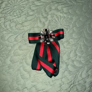 Gucci Bow